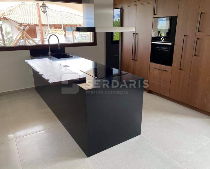 1128 Imperial Black Quarella